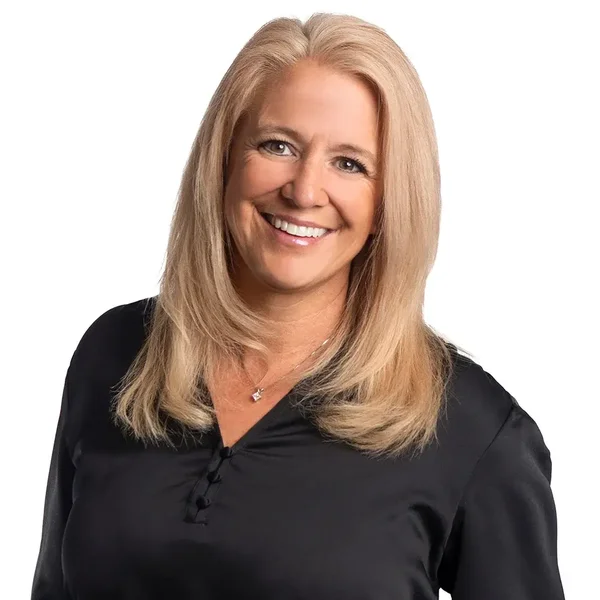 Shannon Ellis, Realtor/ Broker Associate
